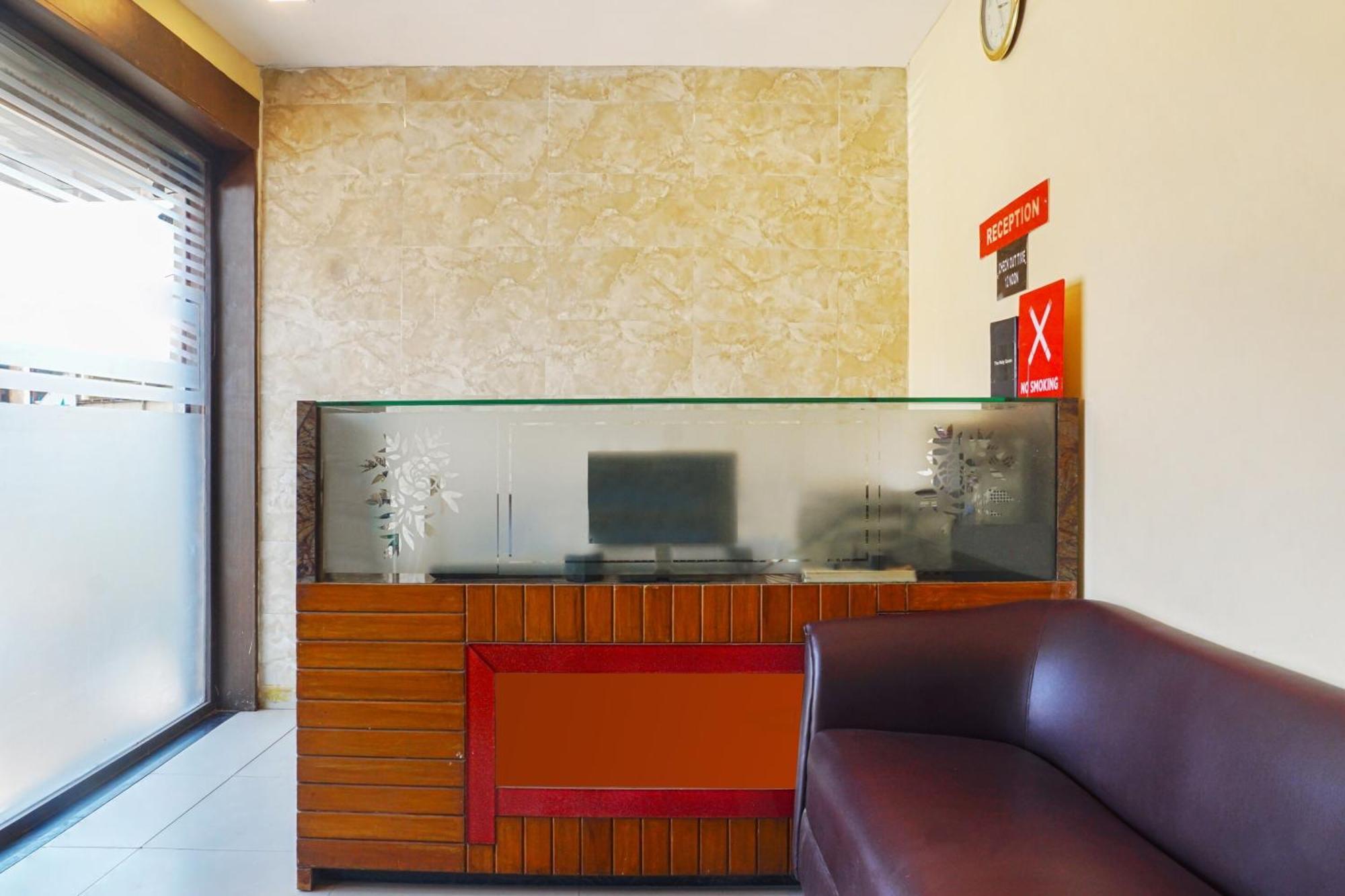 Oyo Hotel Paradise Bombay Exterior foto